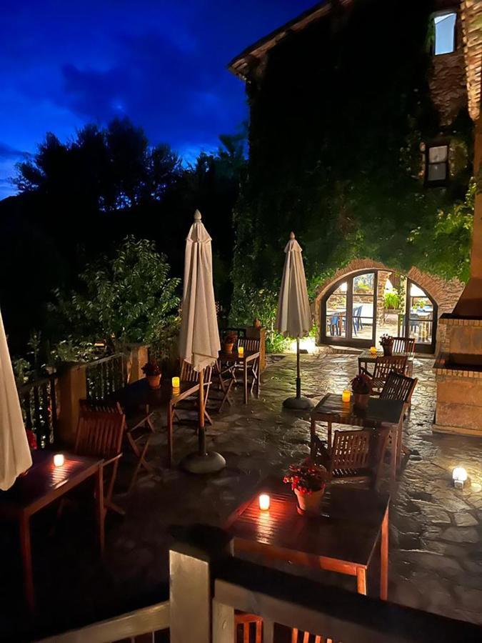 El Querol Vell Hotel Borredá Buitenkant foto